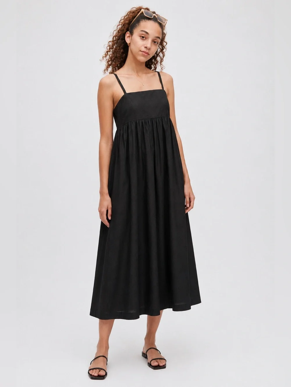 Uniqlo | Dresses | Uniqlo Linen Blend Gathered Camisole Midi Dress Smocked  Back Size Small | Poshmark